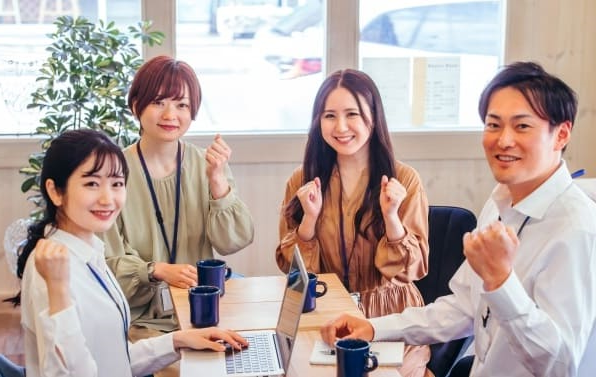 バイトを辞めるときlineで挨拶は必要 退職するときメールで伝えるお礼の例文 バイトっ子